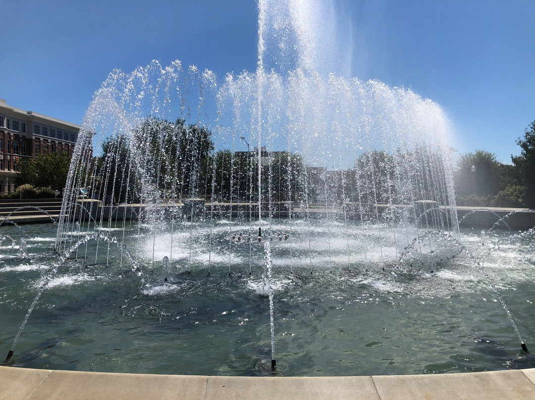 Fountain Park景点图片