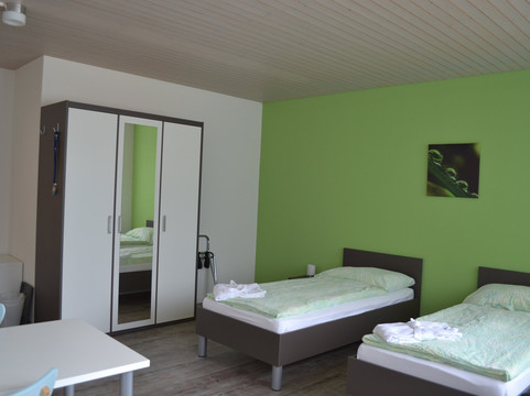 经济型汽车旅馆自助入住主图