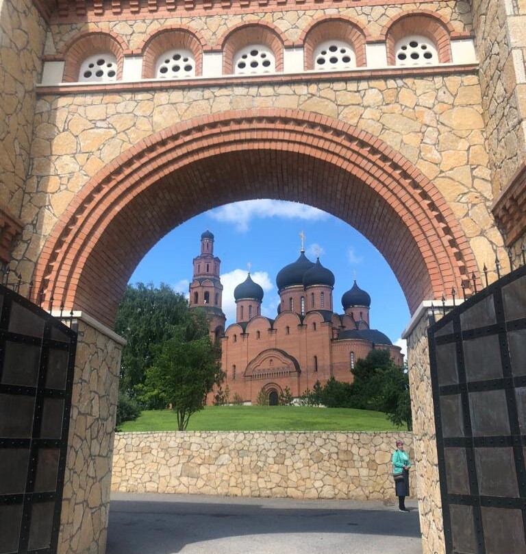 St. George Monastery of Assumption Svyatyye Kustiki-Usa-Stepanovka必去景点