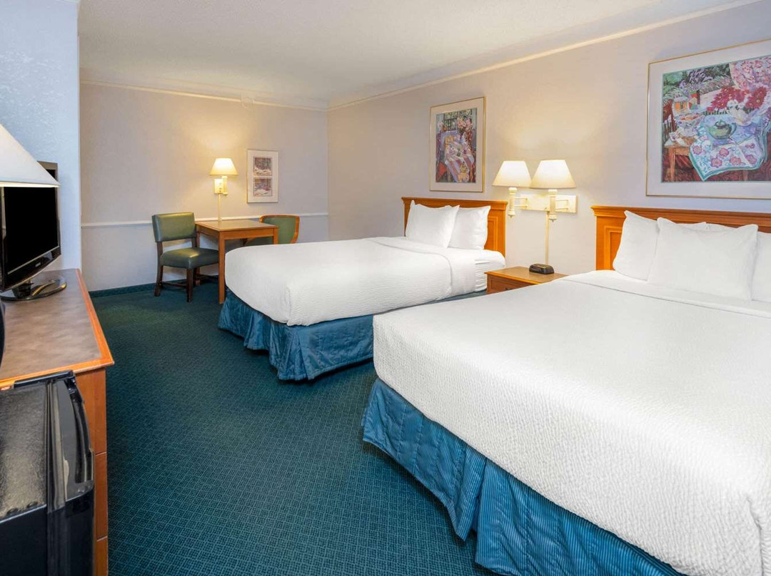 La Quinta Inn by Wyndham Farmington主图