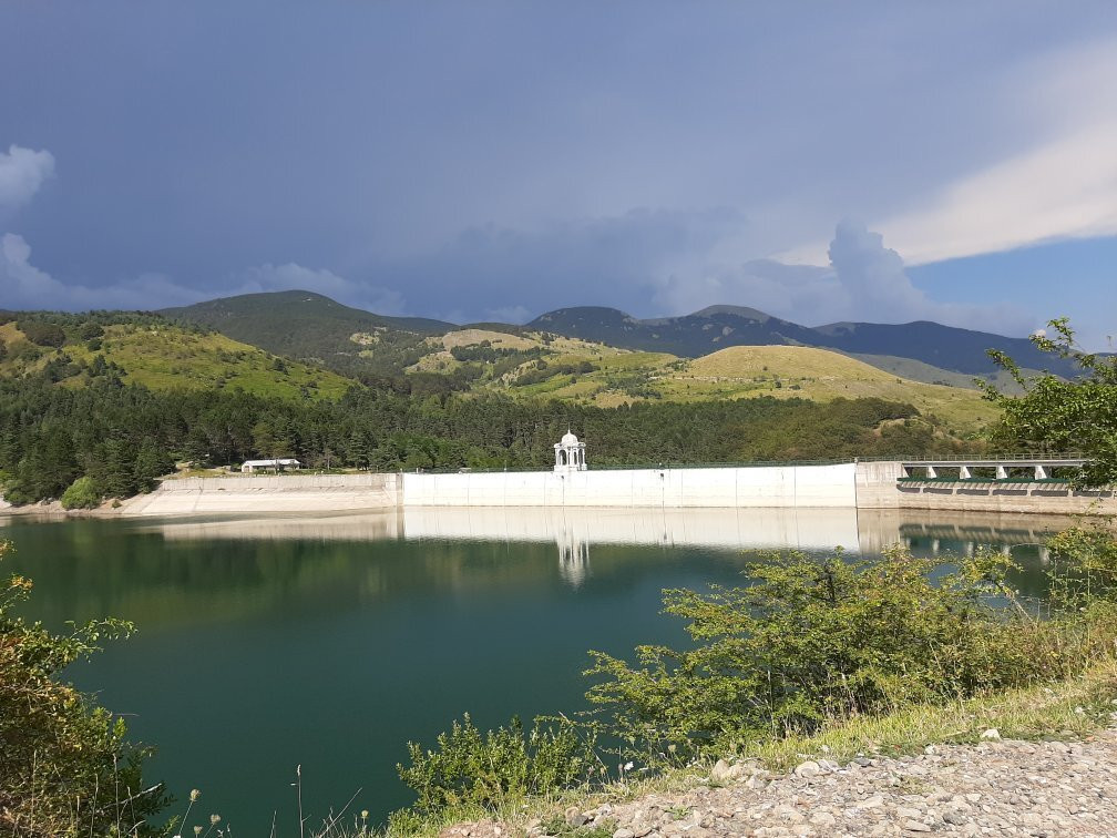 Lago Di Giacopiane景点图片