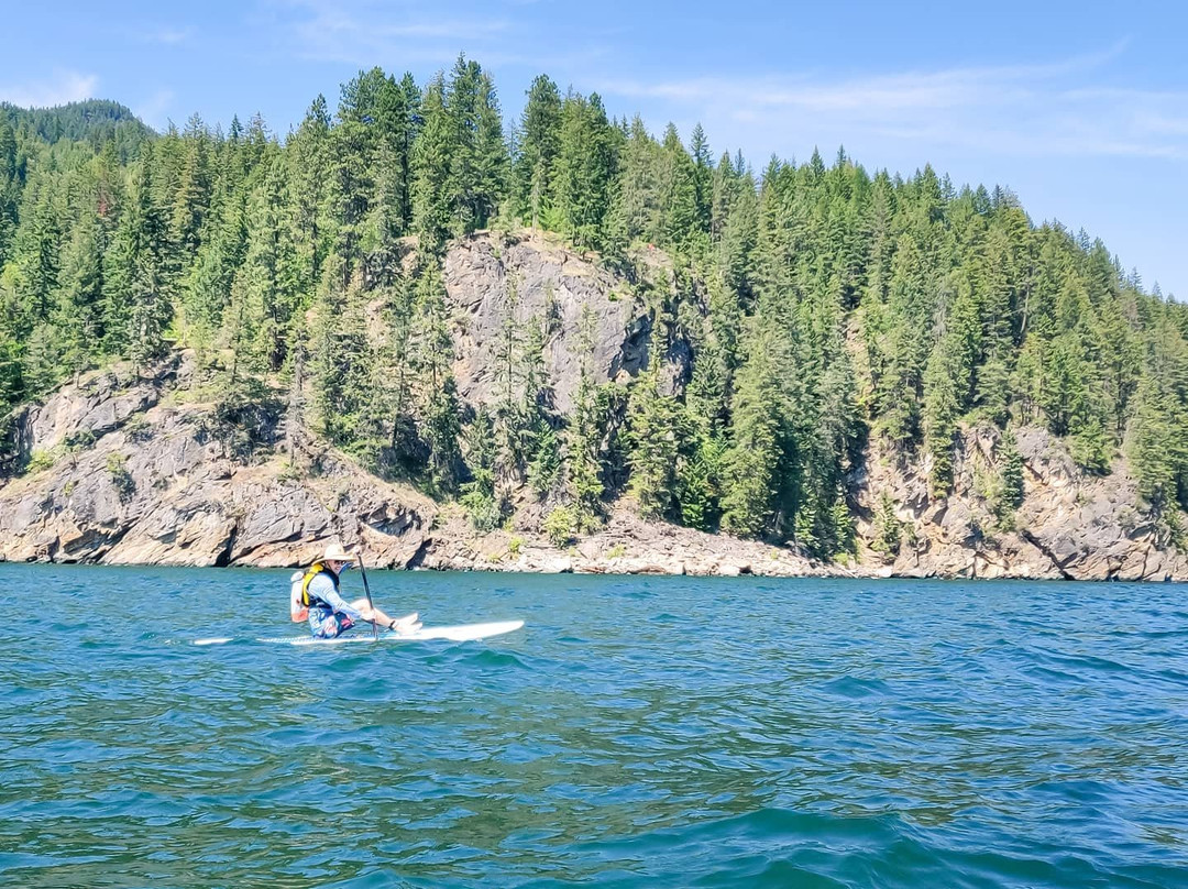 Kaslo Kayaking景点图片