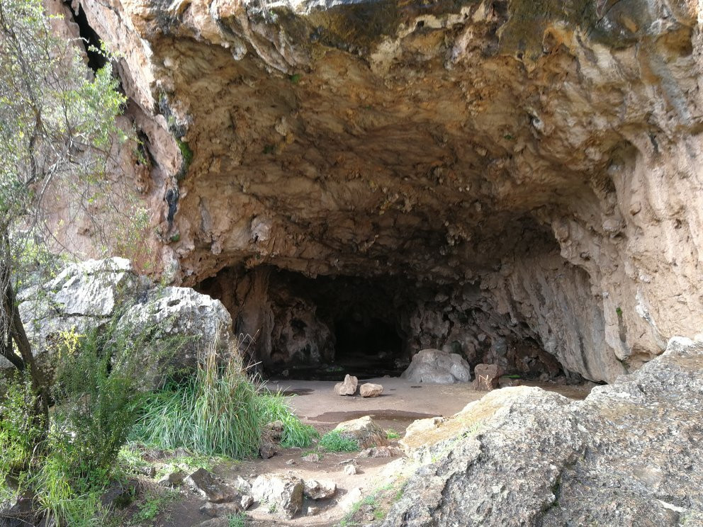 Borenore Caves景点图片