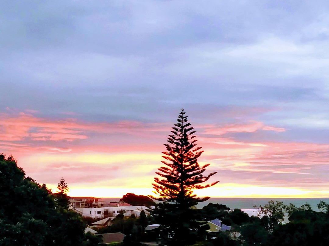 自动寄宿汽车旅馆主图