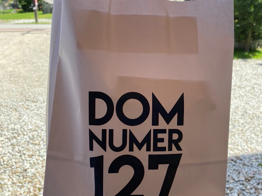 Dom Numer 127