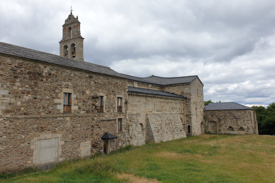 Monasterio San Martín de Castañeda-San Martin de Castaneda必去景点