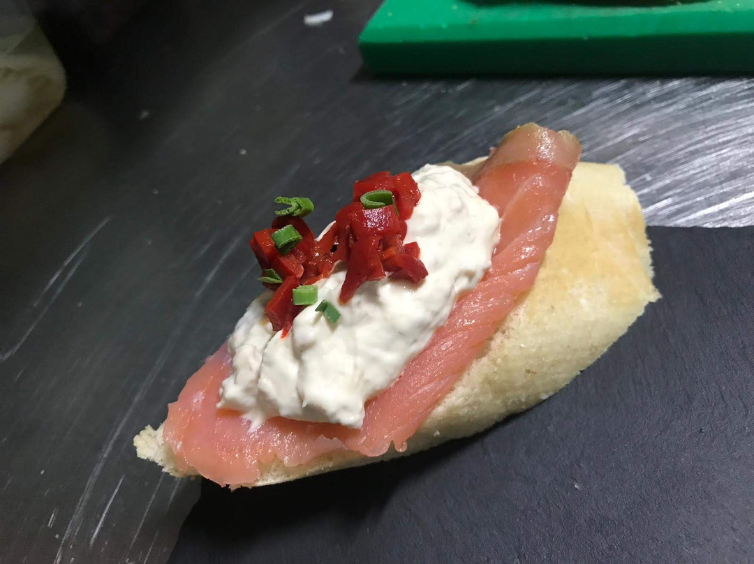 Kruntxi Happy Food