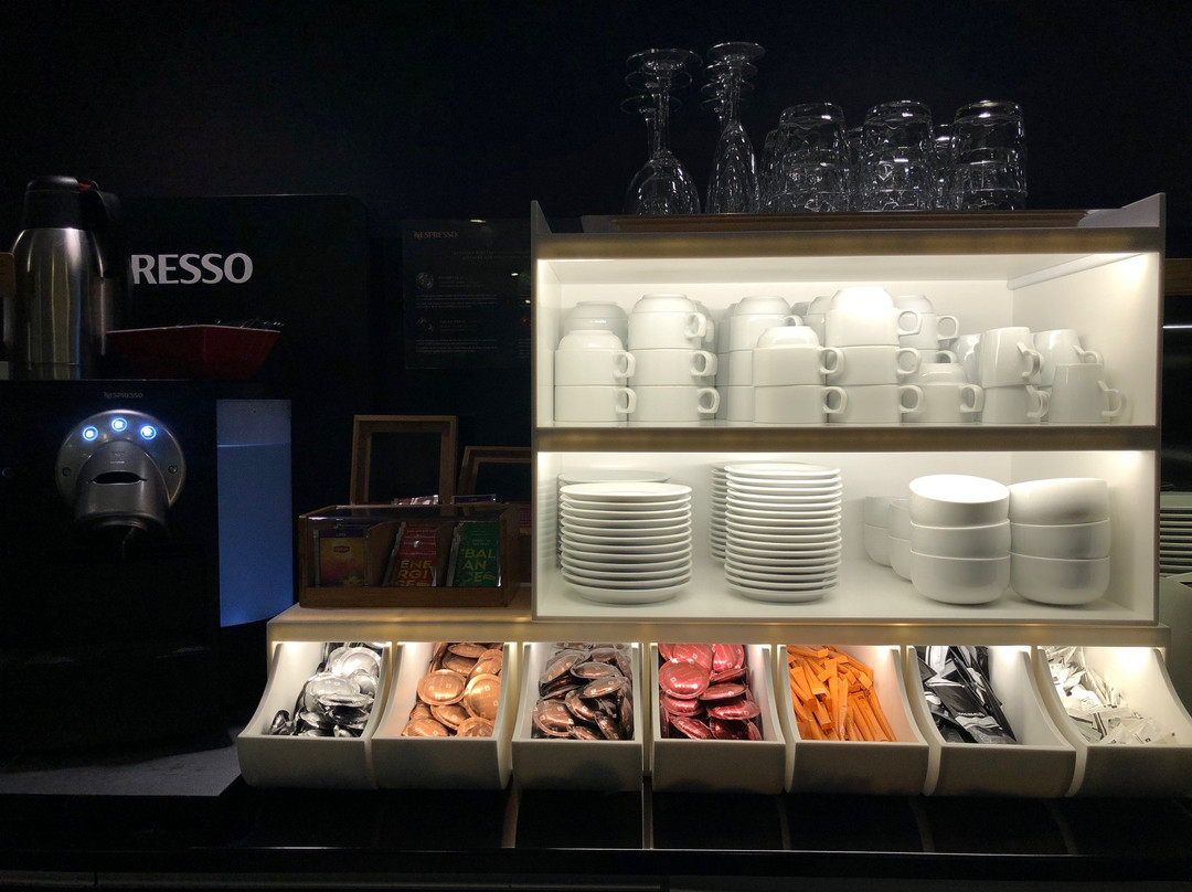 Air Rooms Madrid Airport by Premium Traveller主图