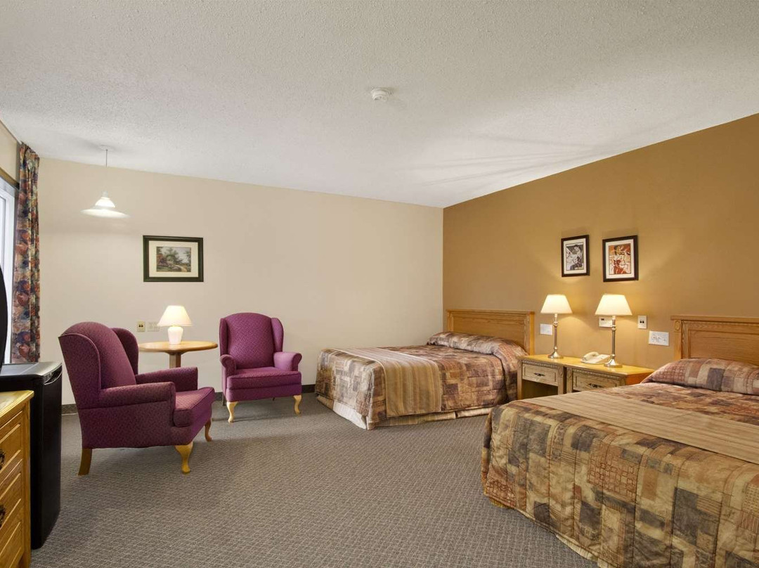 Knights Inn Woodstock主图