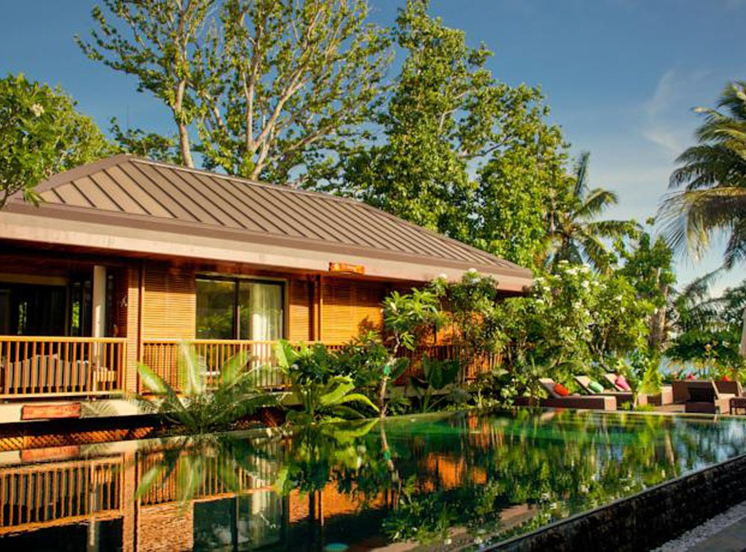 德瓦塔拉海滩酒店主图