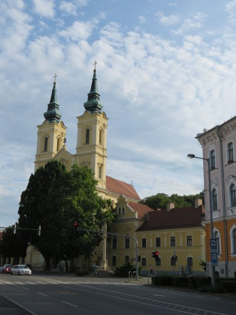 Mindszenti Church景点图片