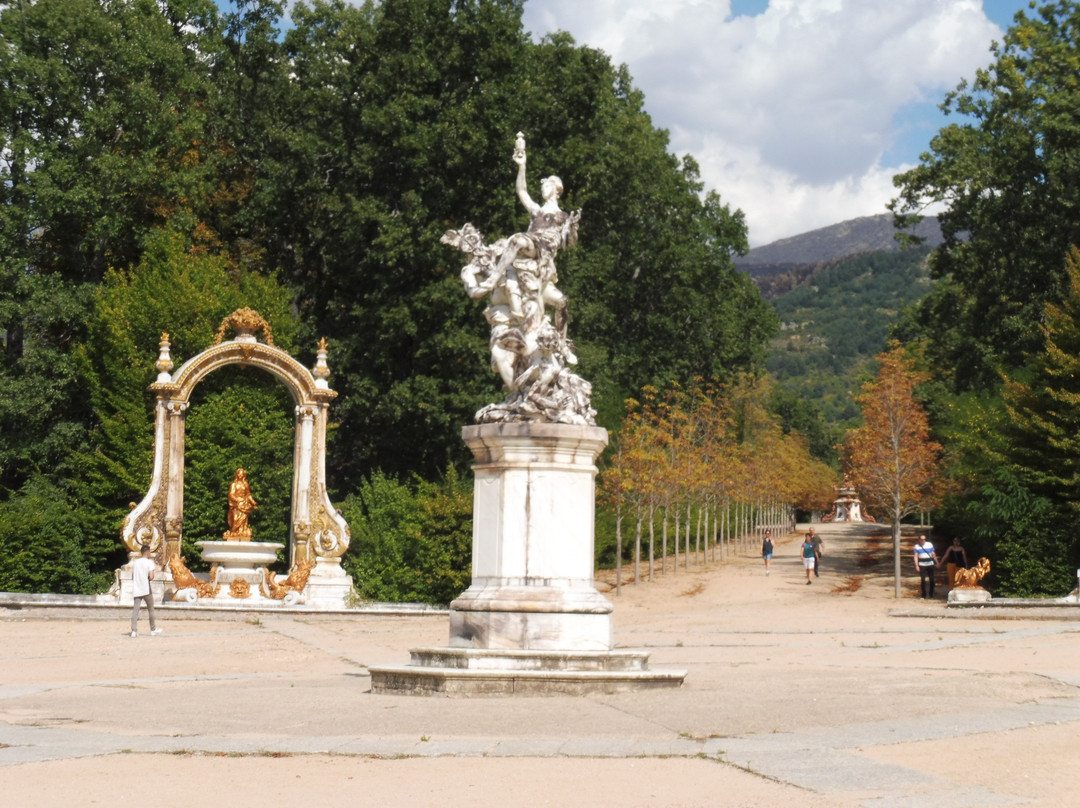 Fuentes de las Ocho Calles景点图片