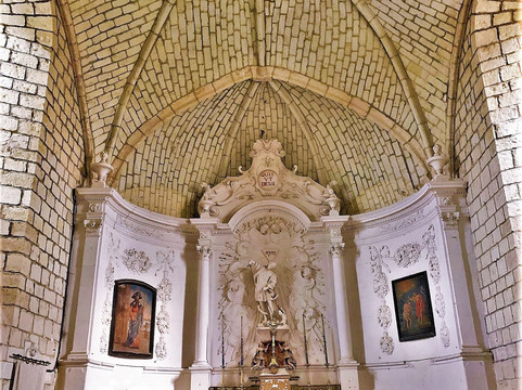 Eglise Saint Michel-Craon必去景点