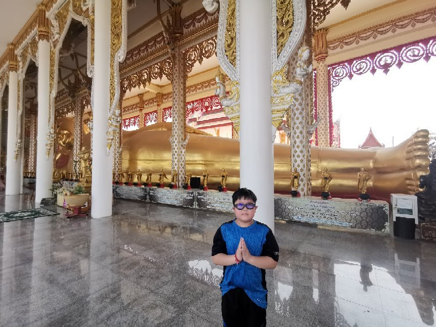 Wat Rat Prakhong Tham-挽艾必去景点