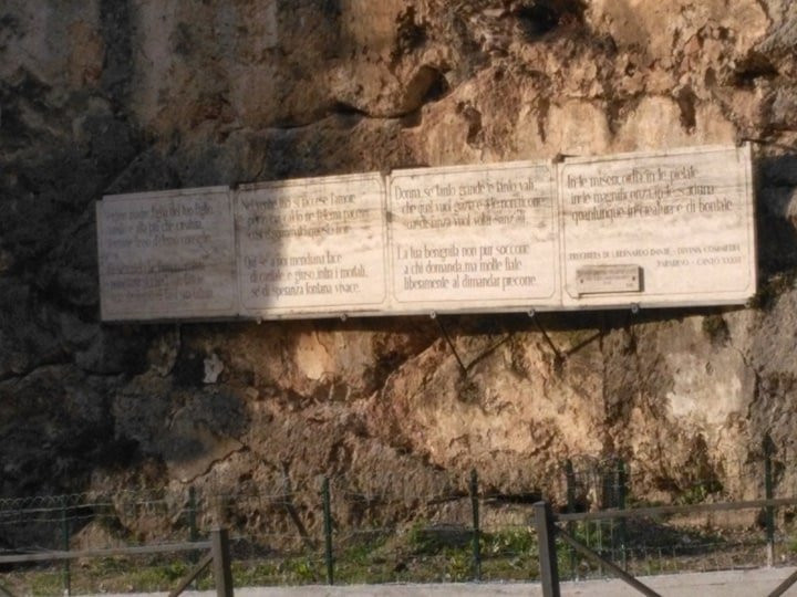 Santuario della Madonna delle Grotte景点图片
