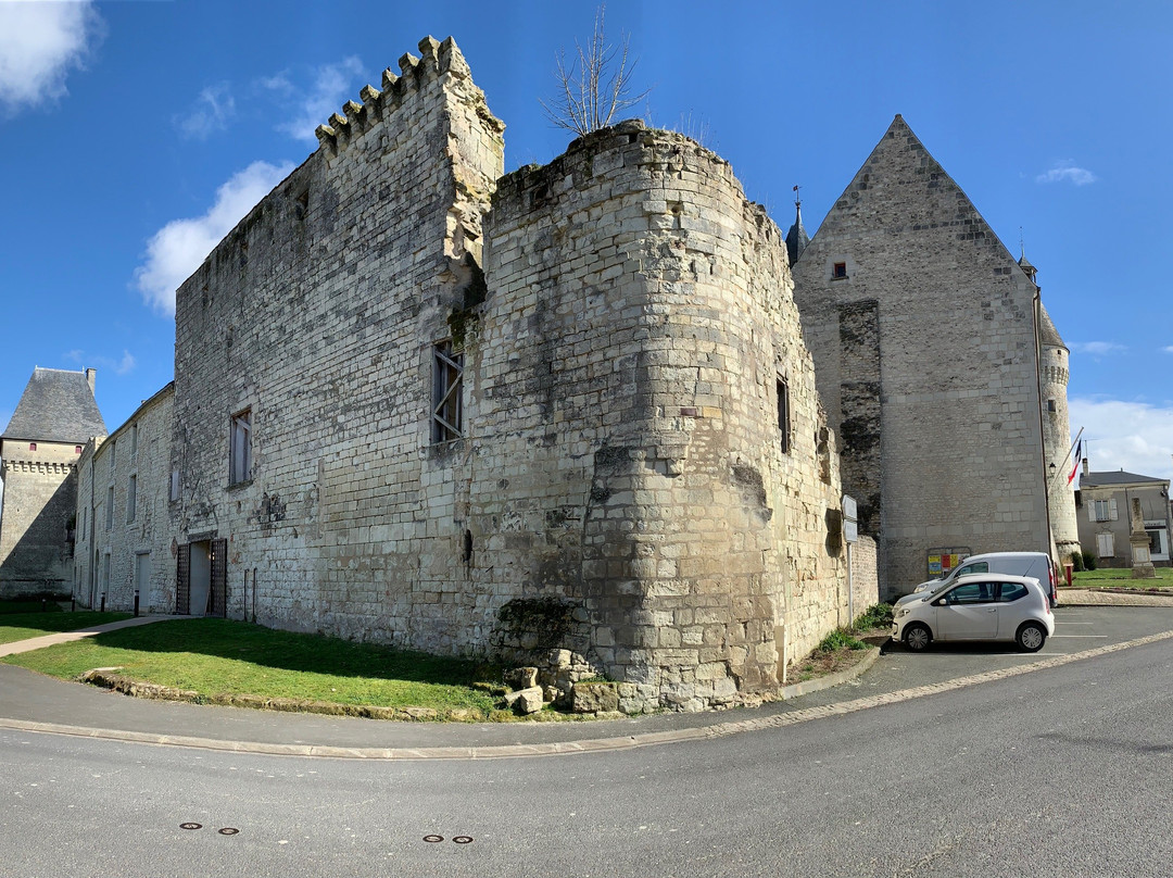 Office de Tourisme de Monts sur Guesnes景点图片