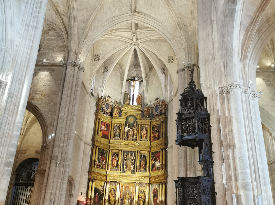 Iglesia de Santa Maria-杜罗河畔阿兰达必去景点