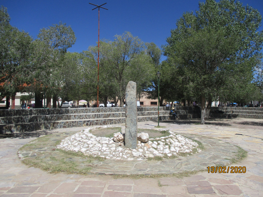 Plaza Eugenio Tello景点图片