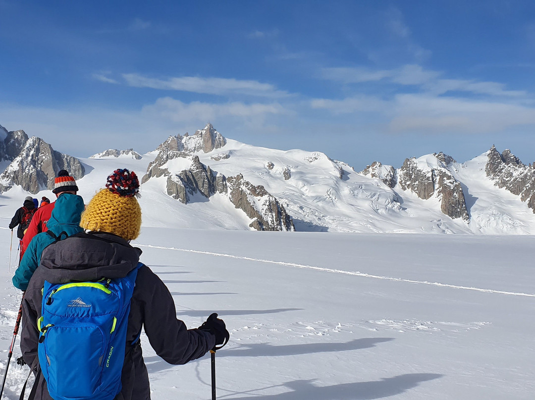 Societa Guide Alpine Courmayeur-库马约尔必去景点