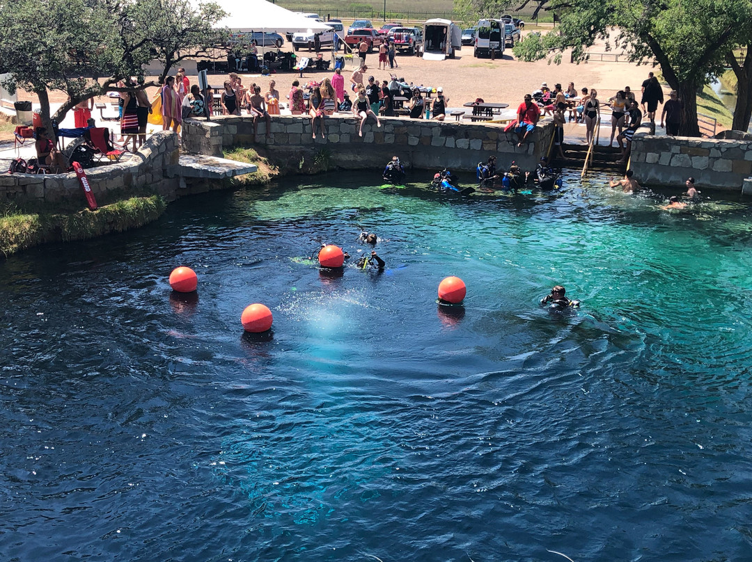 Blue Hole-圣罗莎必去景点