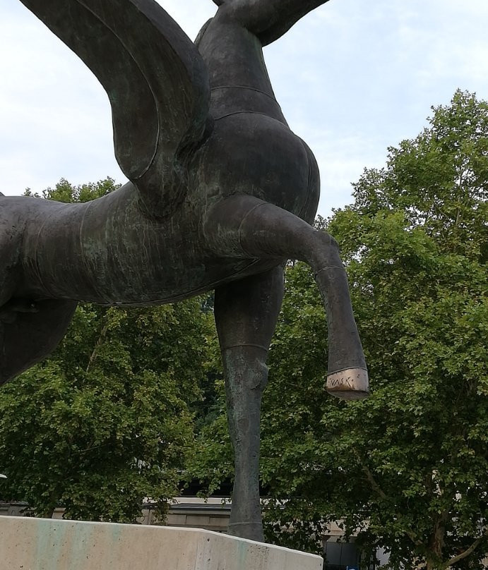 Pegasus Statue-Rogaska Slatina必去景点