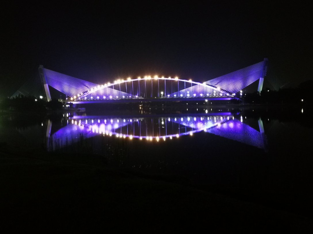 Seri Saujana Bridge-太子城必去景点
