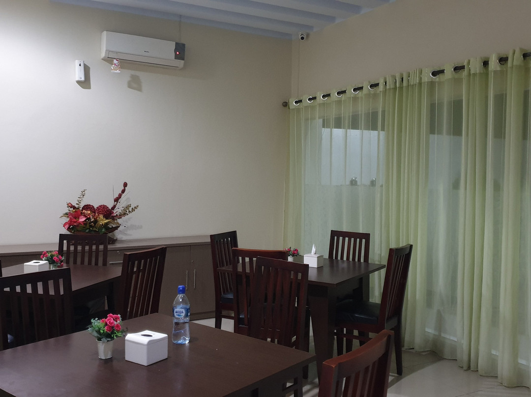 OYO 928 Hotel Astra Novilia主图