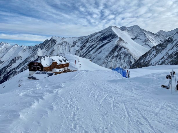 Krefelder Hutte-官方