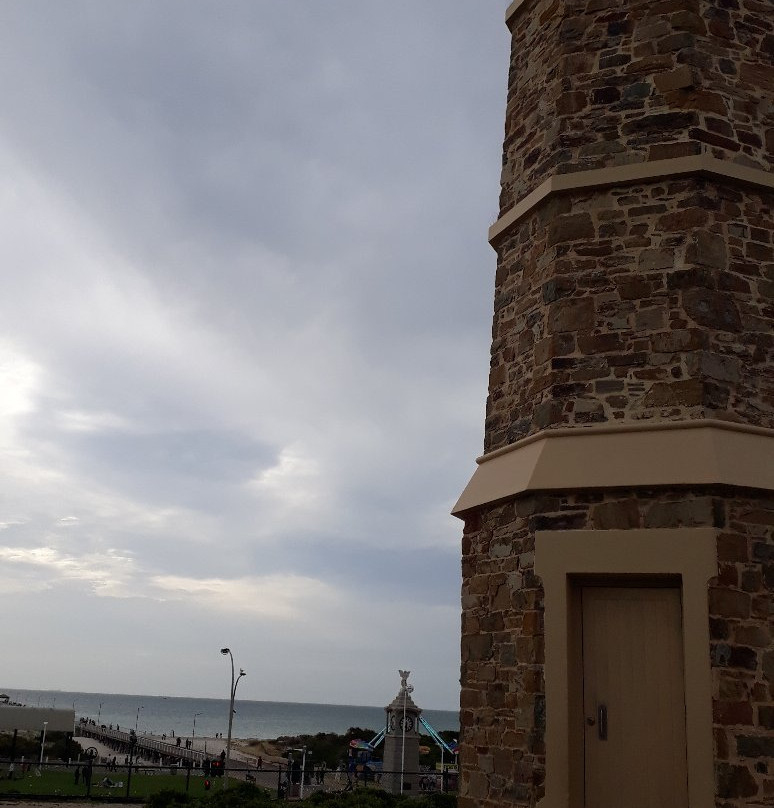 Semaphore Beach景点图片