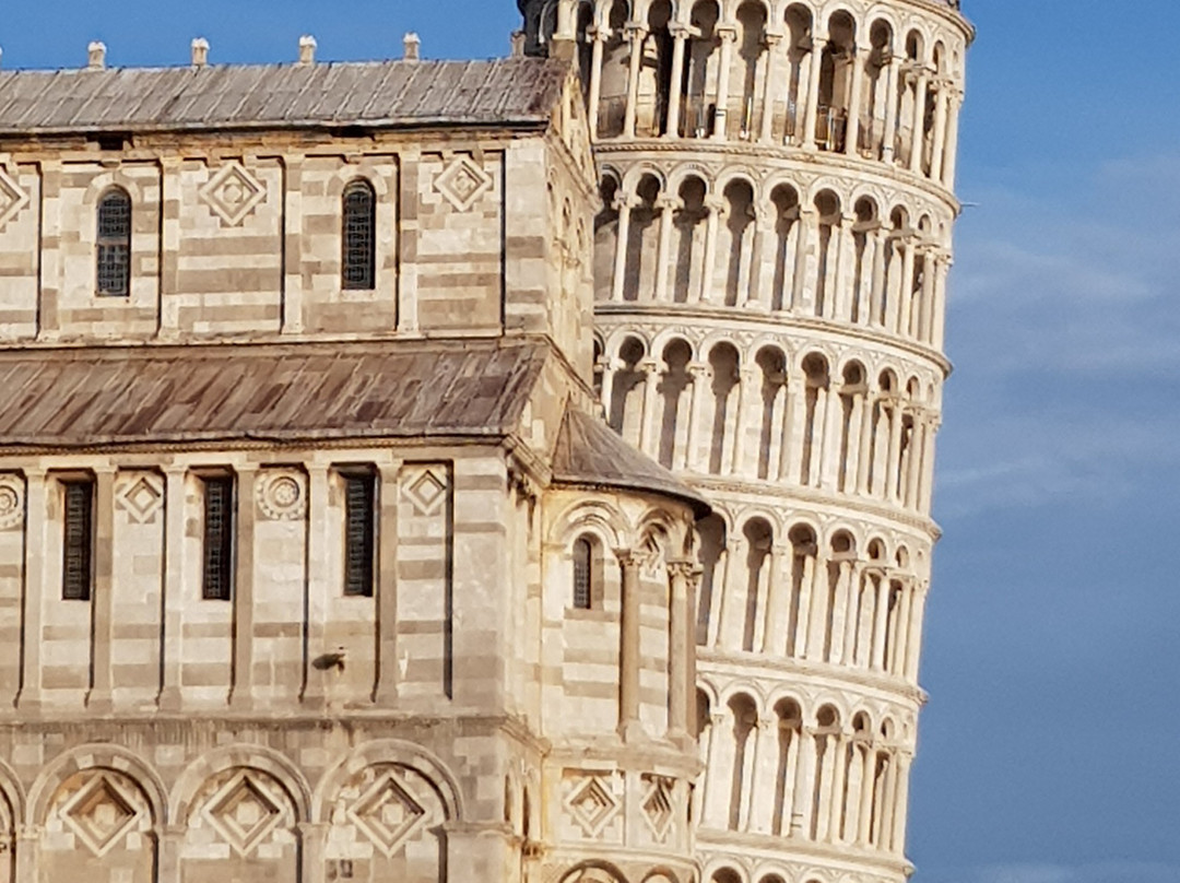 TuscanyBUScom-里窝那必去景点