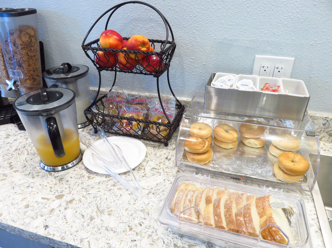 伯克利骑士酒店主图