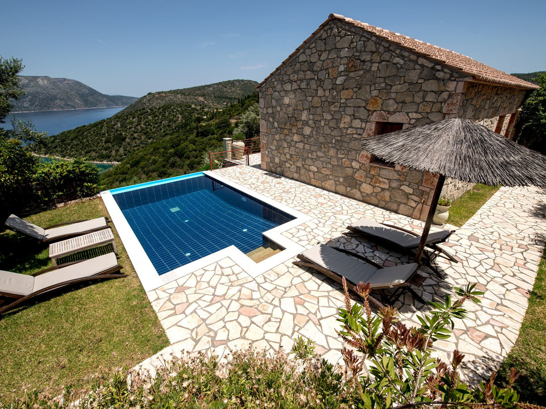 Eumaeus Ithaca Villas主图