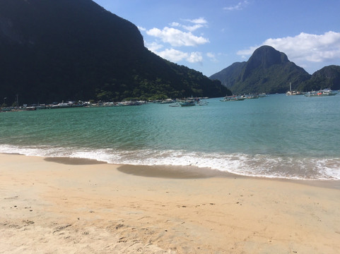 MaryGold Beachfront Inn主图