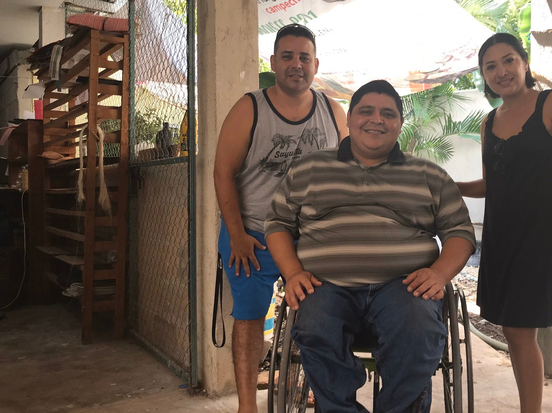 Moises Poot-Hunucma必去景点