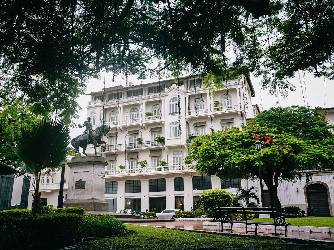 美洲贸易酒店主图