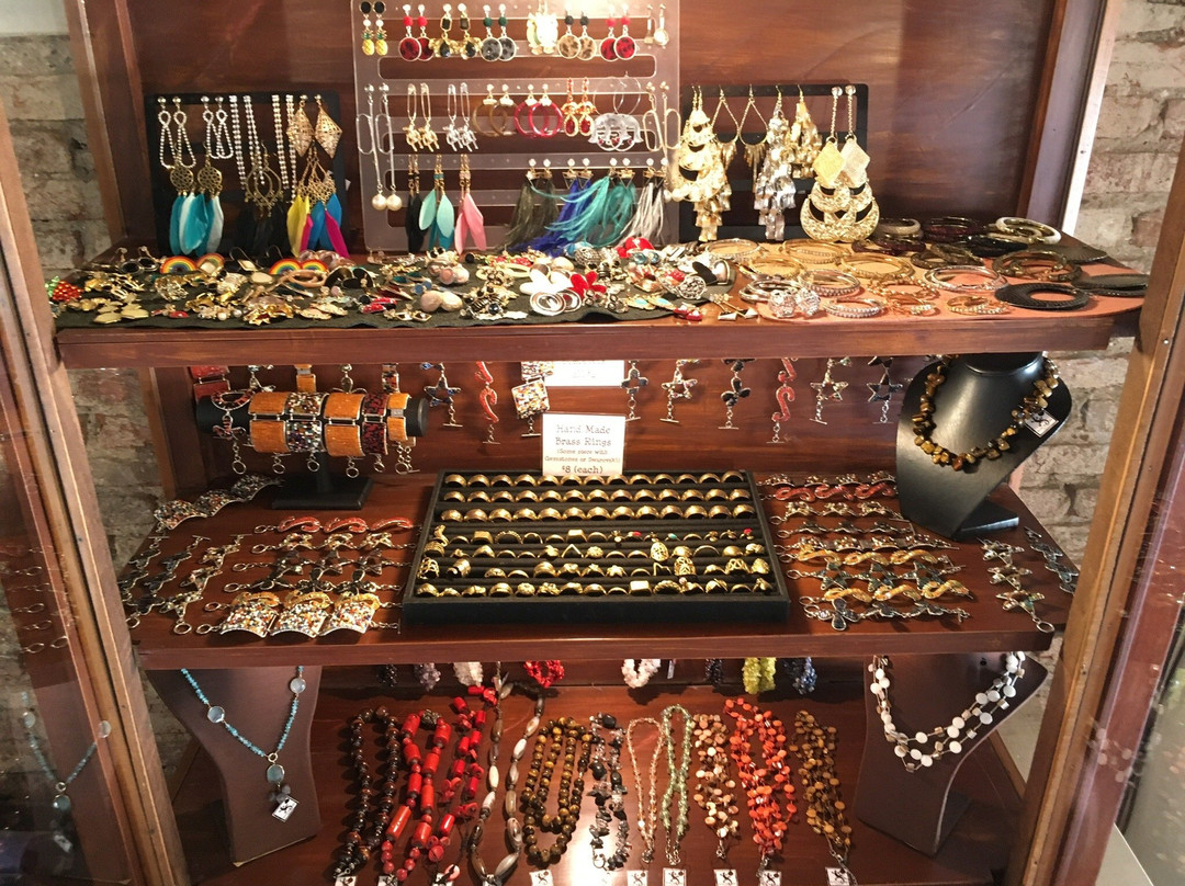 The Gecko Battambang (Jewery & Souvenir)-马德望必去景点