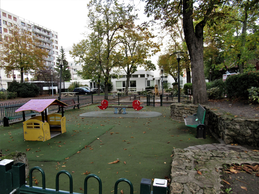 Square François Mitterrand景点图片