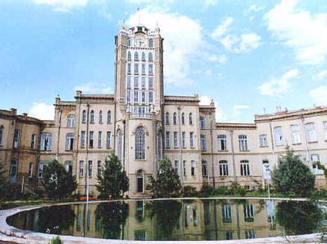 Saat Square-Tabriz必去景点