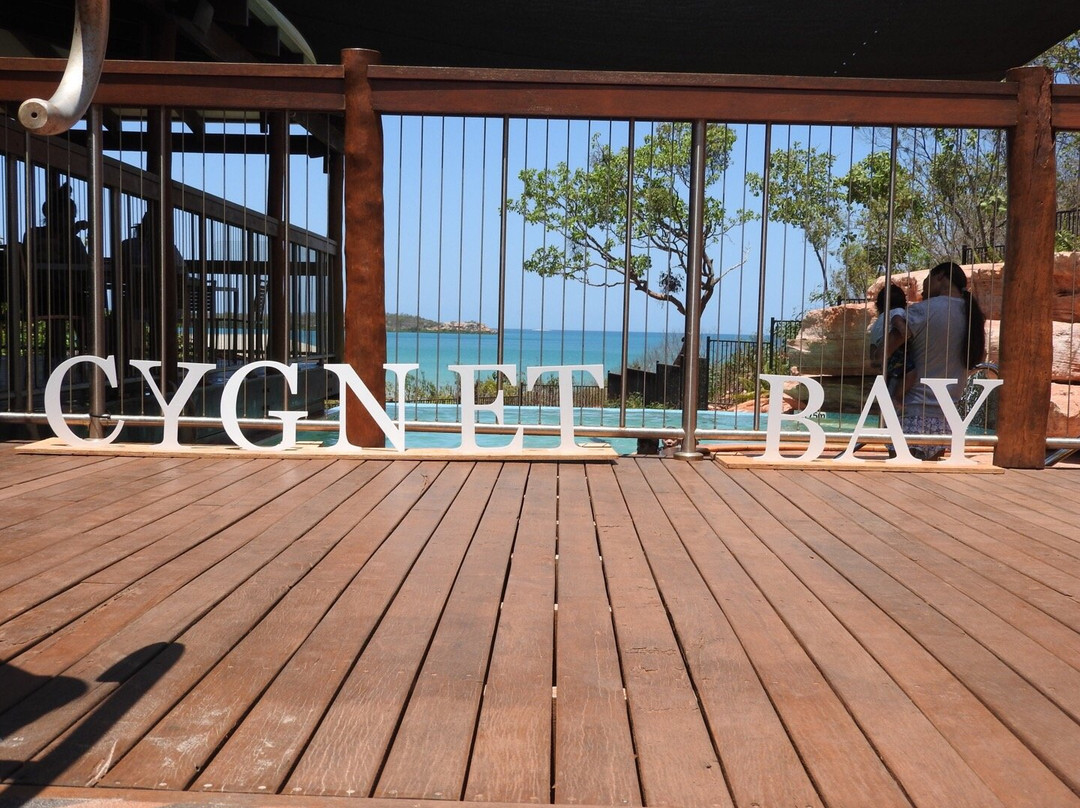 Cygnet Bay Pearl Farm Tours景点图片