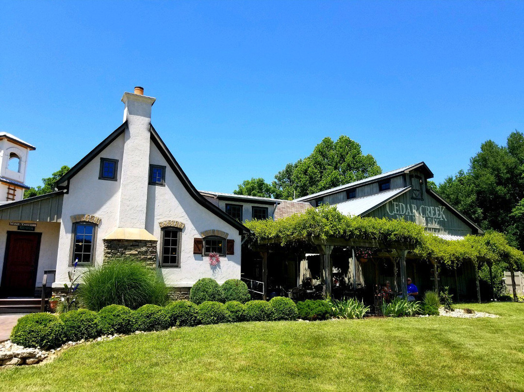 Cedar Creek Winery, Brewery and Distillery-Martinsville必去景点
