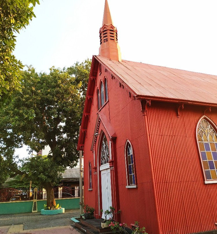 Red Church-庞越必去景点