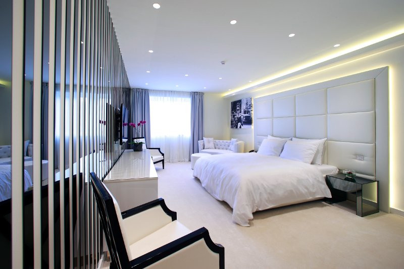 里卡别墅酒店主图