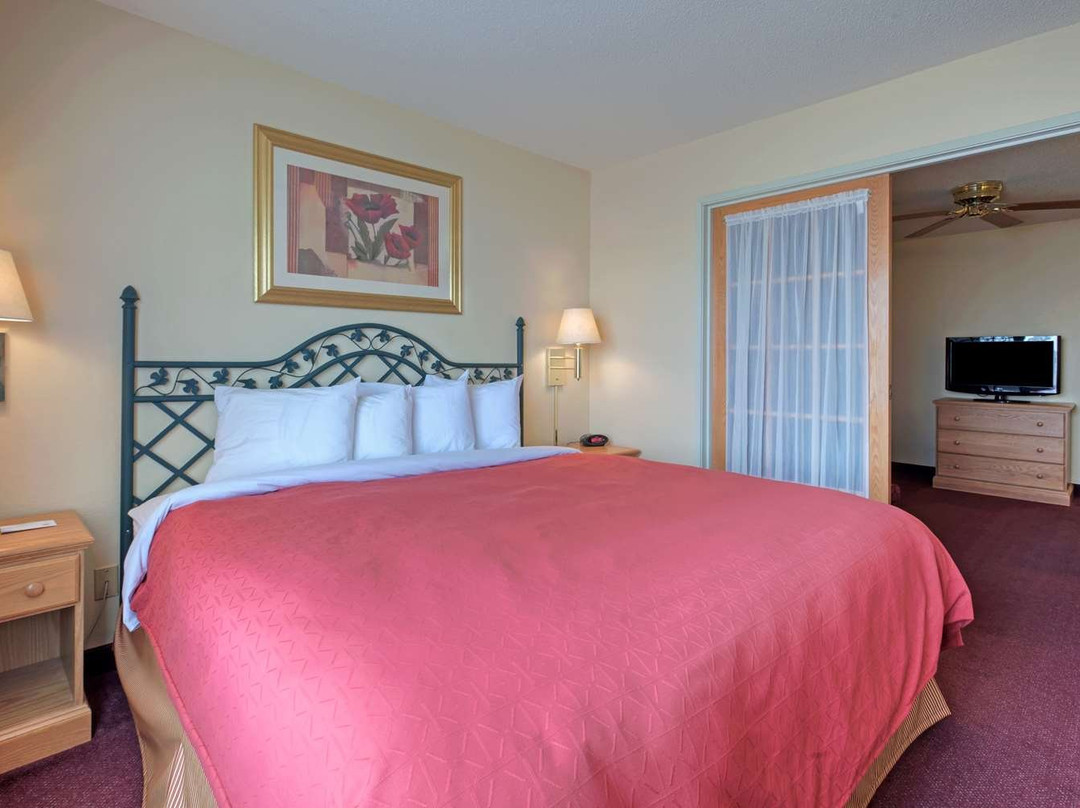 Country Inn & Suites by Radisson, Forest Lake, MN主图