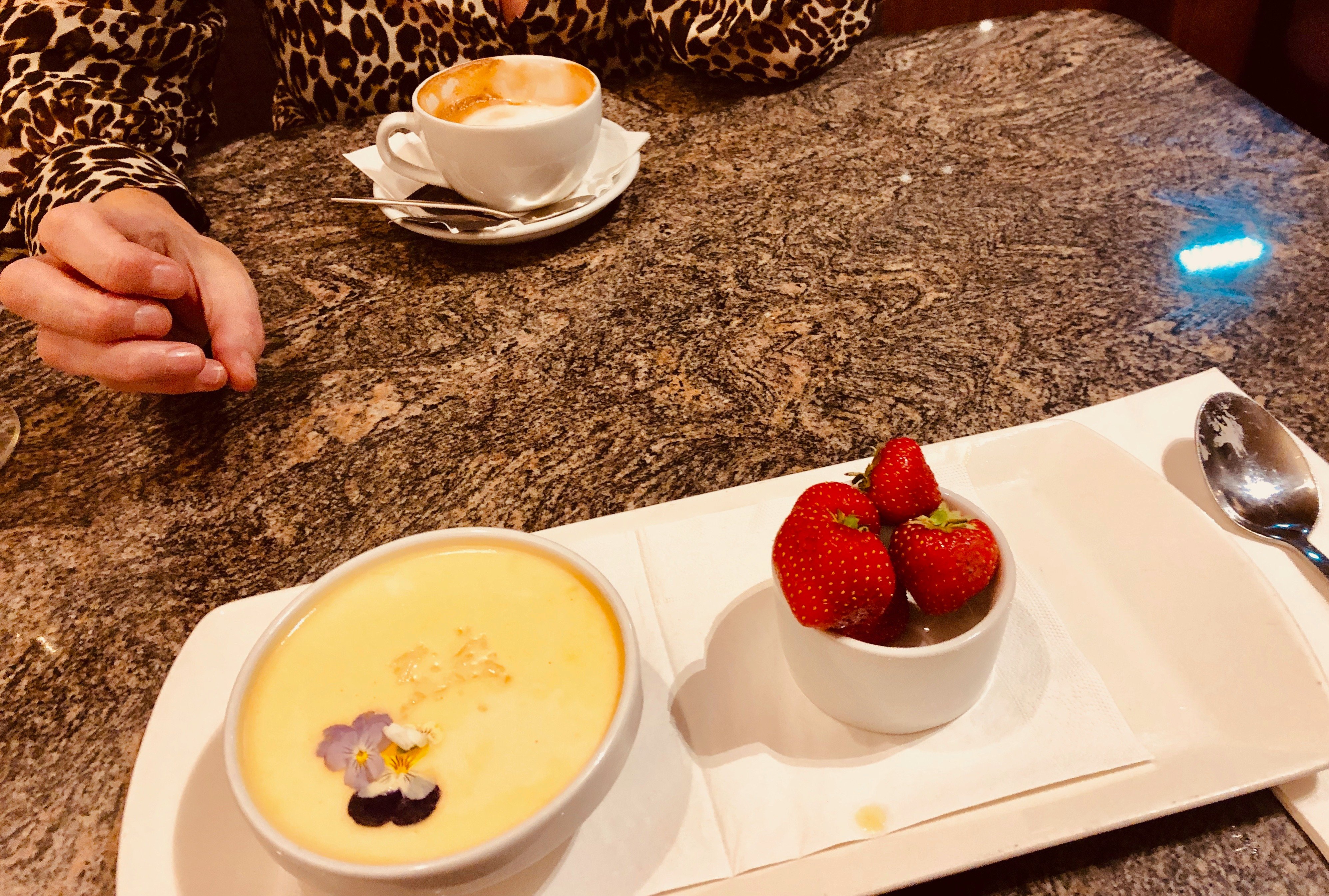 The Orchard Park Hotel-餐饮