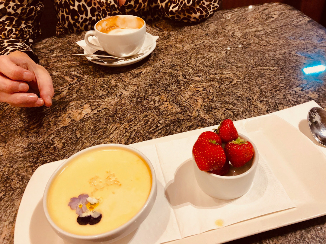 The Orchard Park Hotel主图
