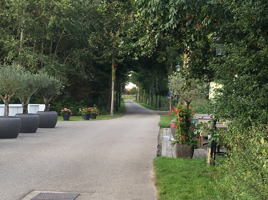 暮尔芒德庄园酒店主图