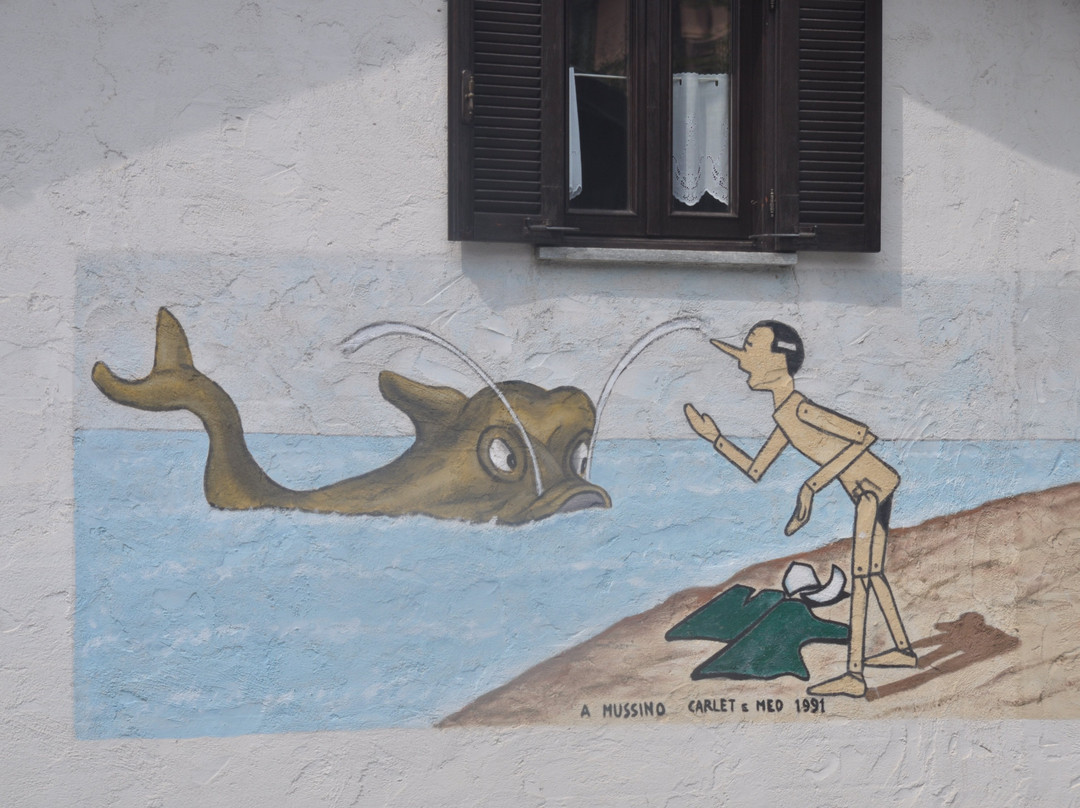 Il centro storico e i murales di Pinocchio-Vernante必去景点