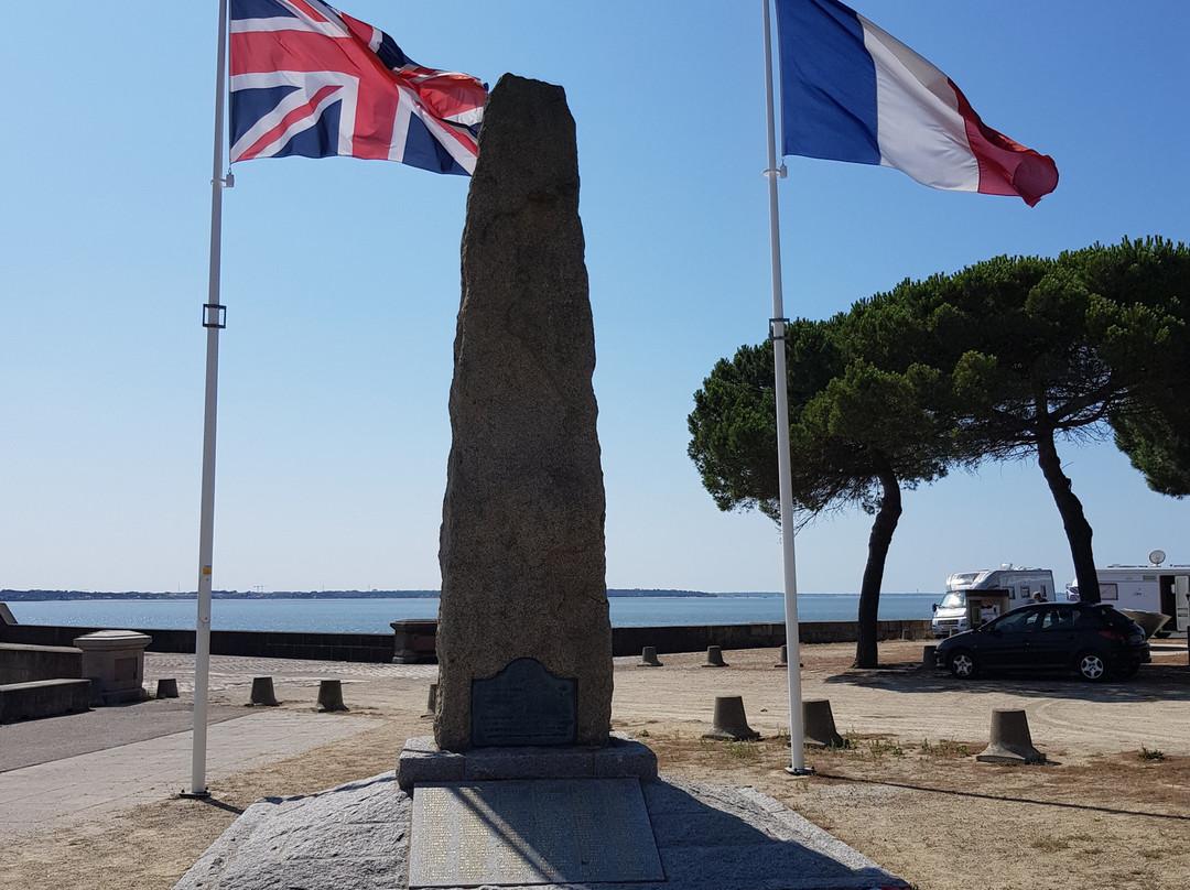 Le monument du Commando-圣纳泽尔必去景点