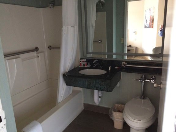 布朗克斯区华美达酒店主图