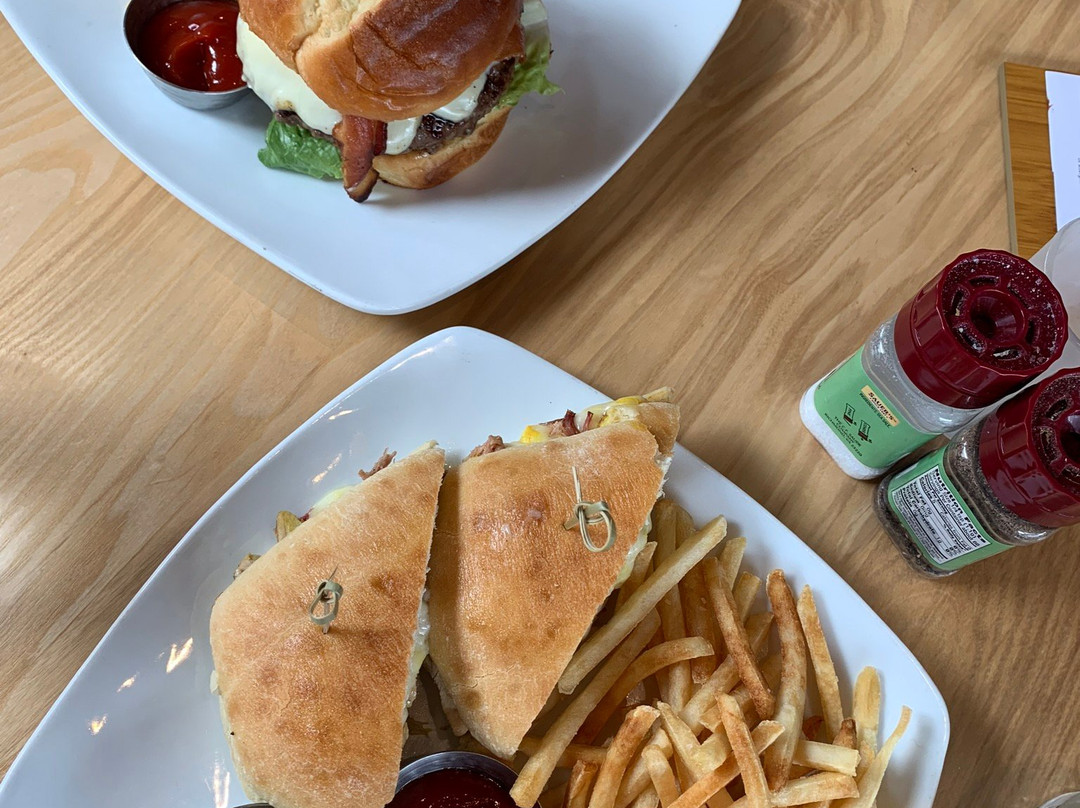 Phoenixville餐馆和美食-Sedona Tap House